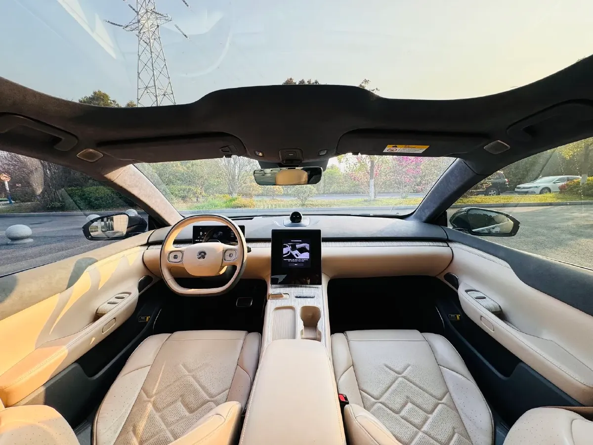 2021 Volkswagen ID.6 Crozz BEV 84.8KWH,autocango,china used car exporter,china ev exporter,chinese used car exporter,chinese used ev exporter