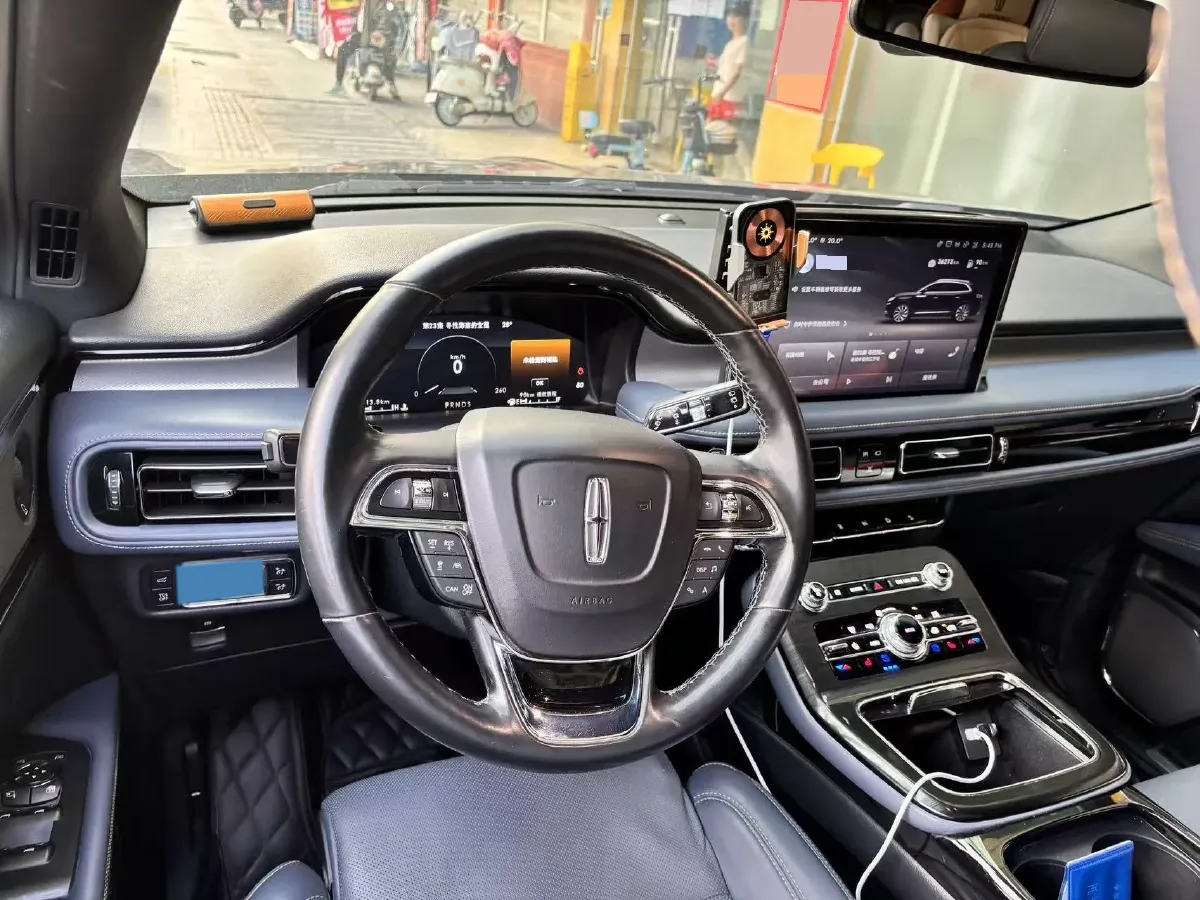 2021 Lincoln Nautilus 2.7T 322HP V6 8AT,autocango,china used car exporter,china ev exporter,chinese used car exporter,chinese used ev exporter