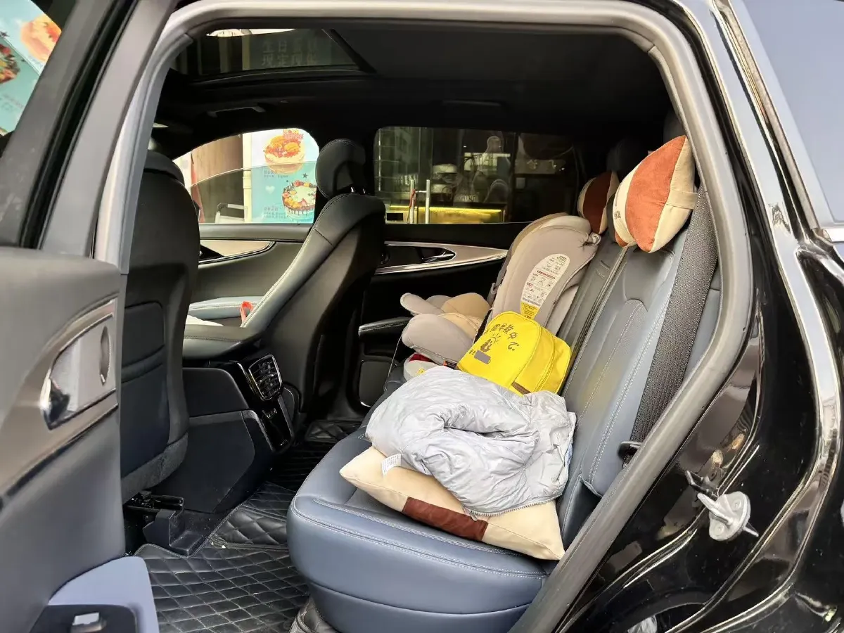 2021 Lincoln Nautilus 2.7T 322HP V6 8AT,autocango,china used car exporter,china ev exporter,chinese used car exporter,chinese used ev exporter