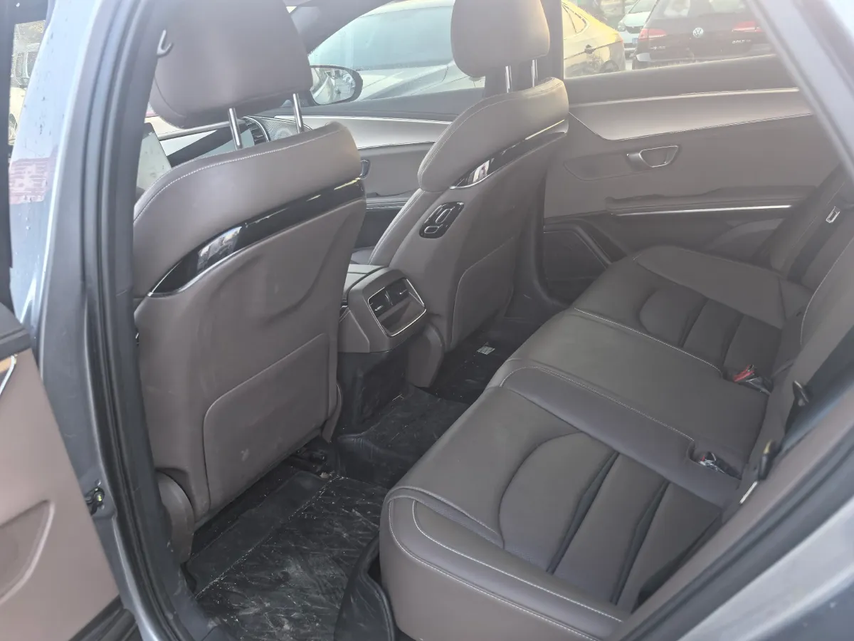 2020 WEY VV7 2.0T 227HP L4 7DCT PHEV,autocango,china used car exporter,china ev exporter,chinese used car exporter,chinese used ev exporter