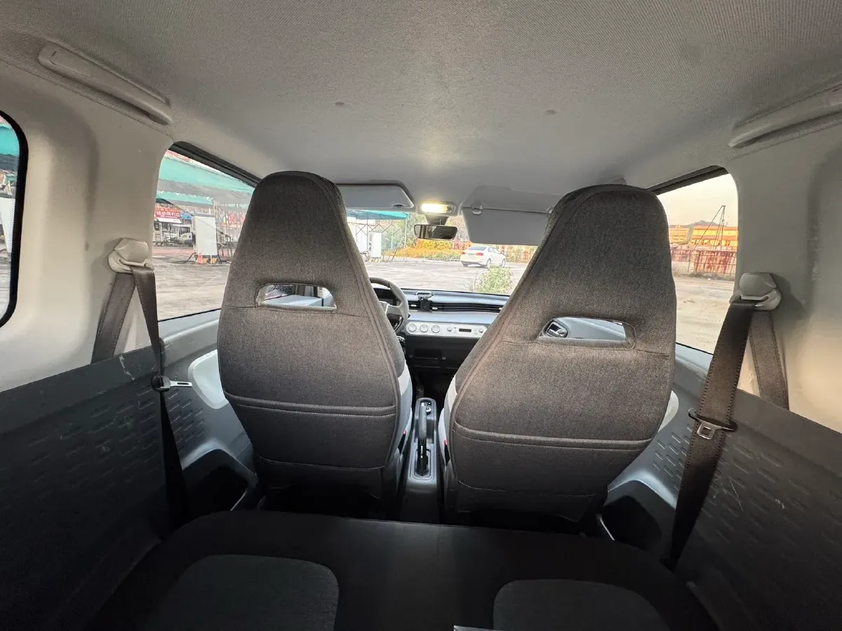 2022 WuLing HongGuang MINI EV BEV 13.9KWH,autocango,china used car exporter,china ev exporter,chinese used car exporter,chinese used ev exporter