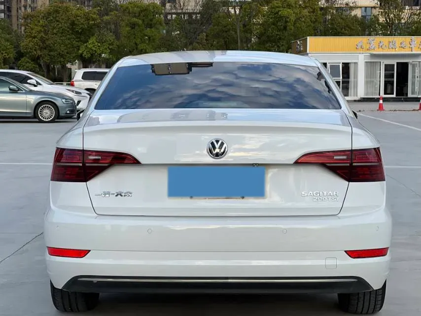 2019 Jeep Renegade 1.3T 173HP L4 7DCT,autocango,china used car exporter,china ev exporter,chinese used car exporter,chinese used ev exporter