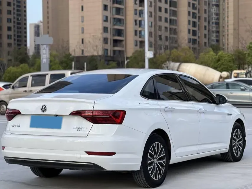 2019 Jeep Renegade 1.3T 173HP L4 7DCT,autocango,china used car exporter,china ev exporter,chinese used car exporter,chinese used ev exporter