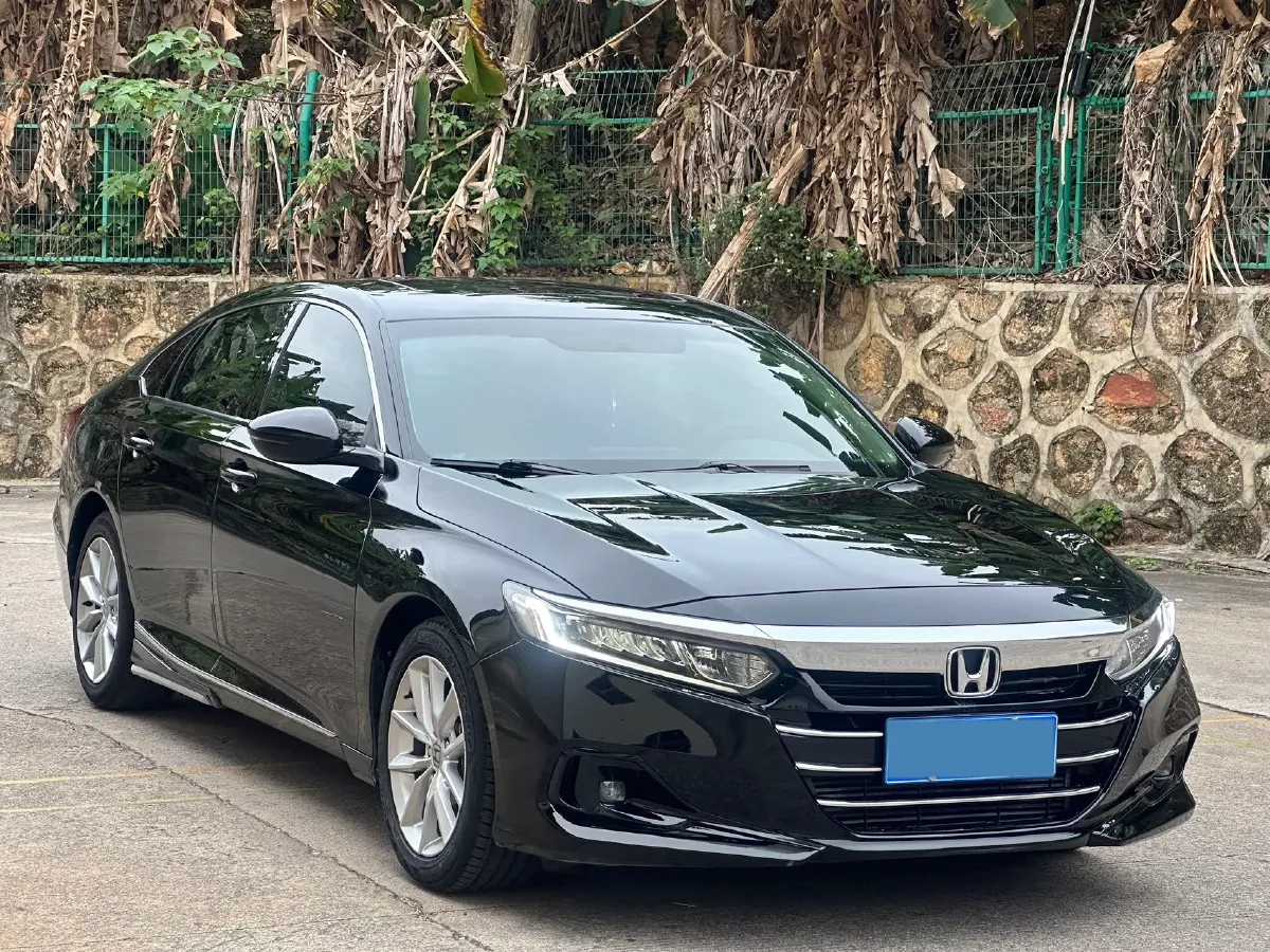 2022 Honda Accord 1.5T 194HP L4 CVT,autocango,china used car exporter,china ev exporter,chinese used car exporter,chinese used ev exporter