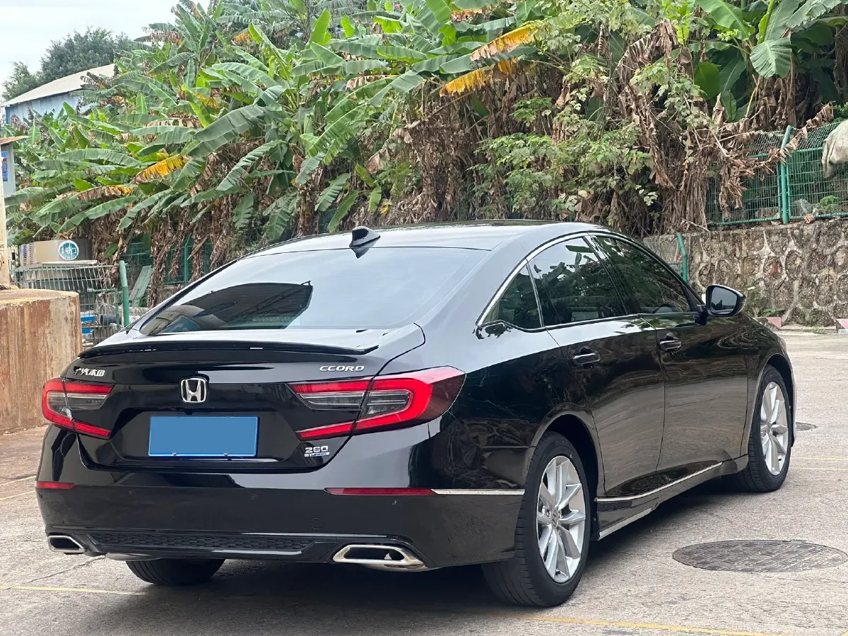 2022 Honda Accord 1.5T 194HP L4 CVT,autocango,china used car exporter,china ev exporter,chinese used car exporter,chinese used ev exporter