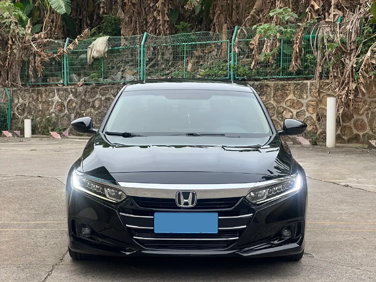 2022 Honda Accord 1.5T 194HP L4 CVT,autocango,china used car exporter,china ev exporter,chinese used car exporter,chinese used ev exporter