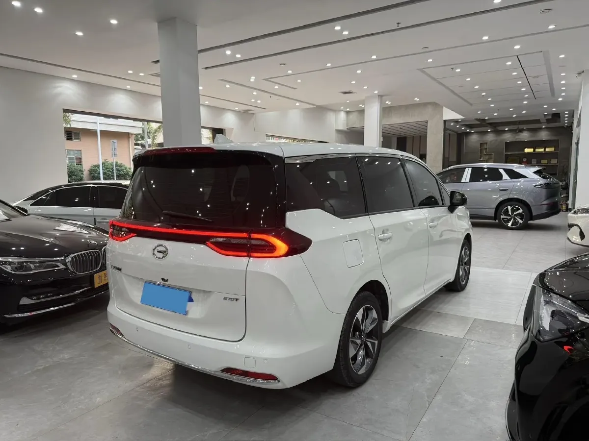 2021 GAC Trumpchi M6 1.5T 169HP L4 7DCT,autocango,china used car exporter,china ev exporter,chinese used car exporter,chinese used ev exporter