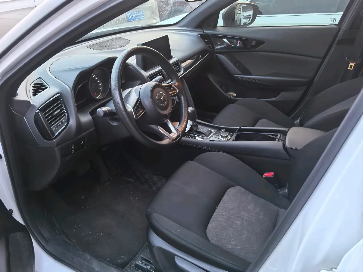 2021 Mazda CX-4 2.0L 158HP L4 6AT,autocango,china used car exporter,china ev exporter,chinese used car exporter,chinese used ev exporter