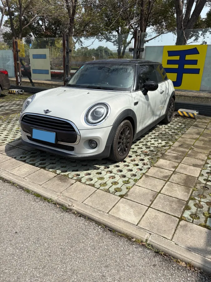 2020 MINI MINI 1.5T 136HP L3 7DCT,autocango,china used car exporter,china ev exporter,chinese used car exporter,chinese used ev exporter