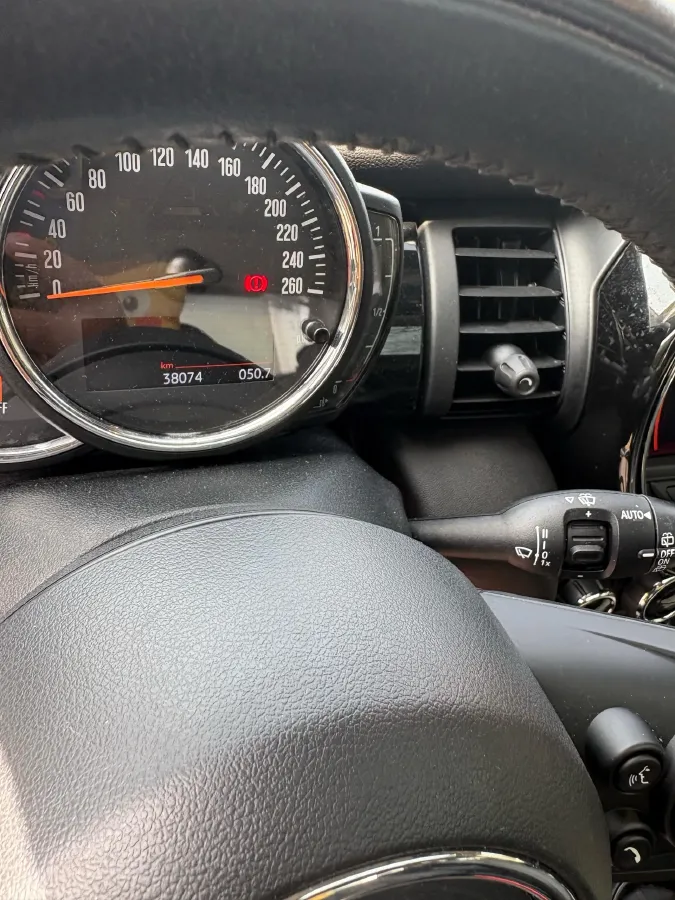 2020 MINI MINI 1.5T 136HP L3 7DCT,autocango,china used car exporter,china ev exporter,chinese used car exporter,chinese used ev exporter