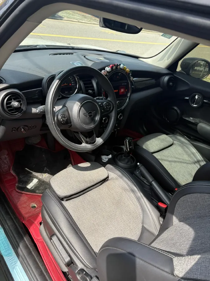 2020 MINI MINI 1.5T 136HP L3 7DCT,autocango,china used car exporter,china ev exporter,chinese used car exporter,chinese used ev exporter