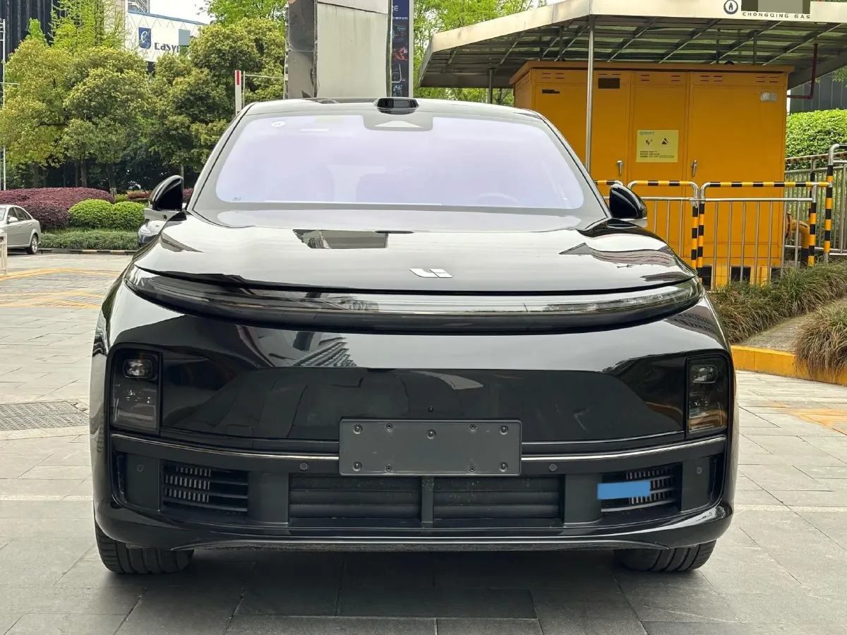 2025 Li L7 Range Extended 154HP REEV,autocango,china used car exporter,china ev exporter,chinese used car exporter,chinese used ev exporter