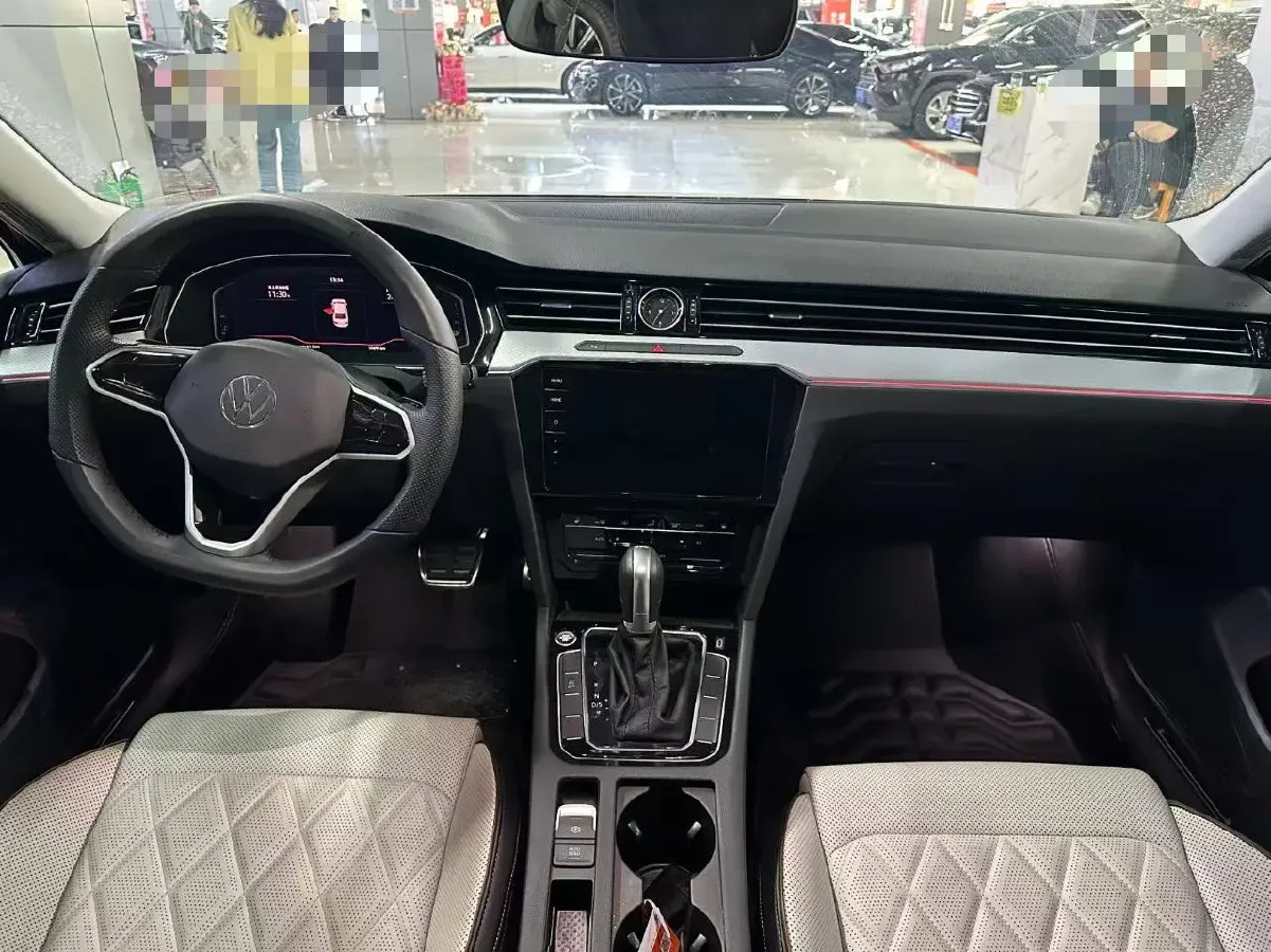 2024 Volkswagen Magotan 2.0T 186HP L4 7DCT,autocango,china used car exporter,china ev exporter,chinese used car exporter,chinese used ev exporter