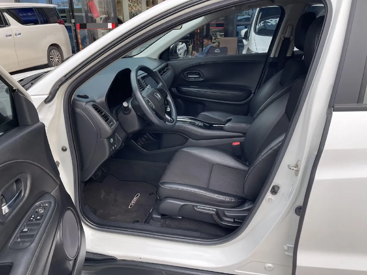 2020 Honda Vezel 1.5L 131HP L4 CVT,autocango,china used car exporter,china ev exporter,chinese used car exporter,chinese used ev exporter