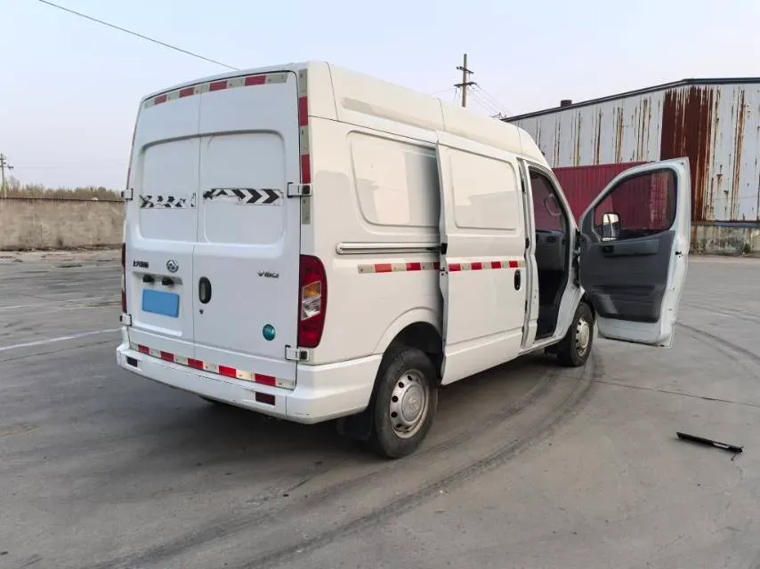 2023 MAXUS XinTu V80 2.0T 127HP L4 6MT,autocango,china used car exporter,china ev exporter,chinese used car exporter,chinese used ev exporter