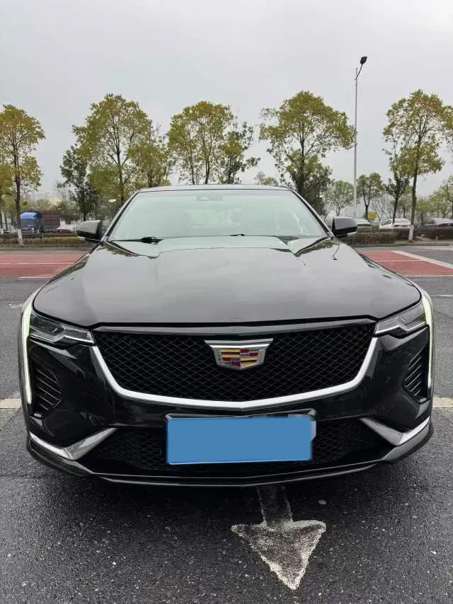 2022 Cadillac CT4 2.0T 237HP L4 8AT,autocango,china used car exporter,china ev exporter,chinese used car exporter,chinese used ev exporter