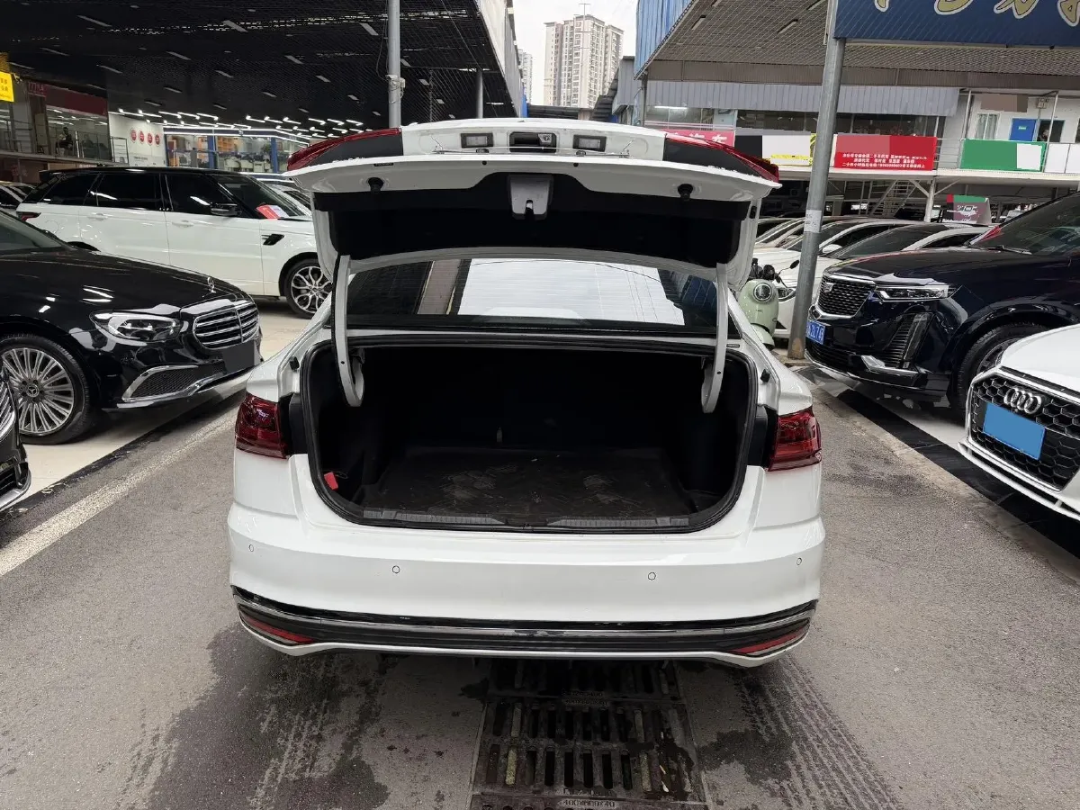 2023 Volkswagen Bora 1.5T 160HP L4 7DCT,autocango,china used car exporter,china ev exporter,chinese used car exporter,chinese used ev exporter
