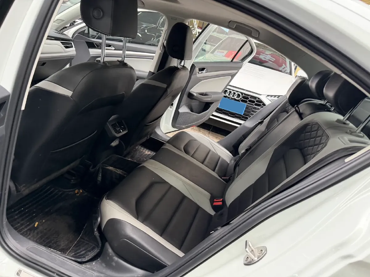 2023 Volkswagen Bora 1.5T 160HP L4 7DCT,autocango,china used car exporter,china ev exporter,chinese used car exporter,chinese used ev exporter