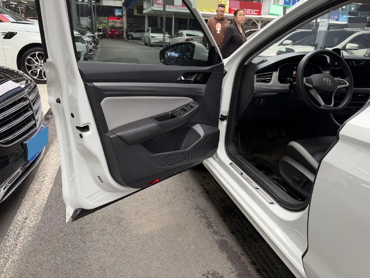 2023 Volkswagen Bora 1.5T 160HP L4 7DCT,autocango,china used car exporter,china ev exporter,chinese used car exporter,chinese used ev exporter