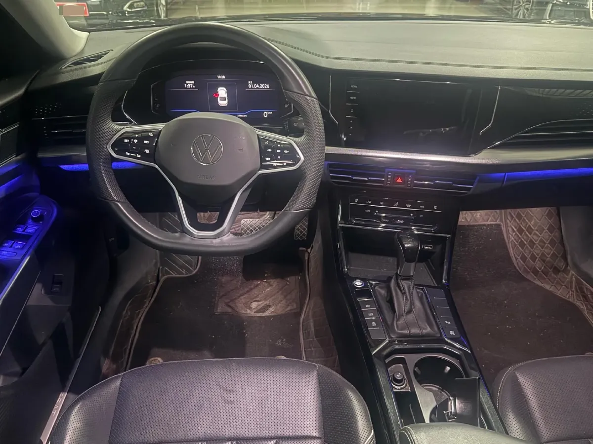 2024 Volkswagen Passat 2.0T 220HP L4 7DCT,autocango,china used car exporter,china ev exporter,chinese used car exporter,chinese used ev exporter