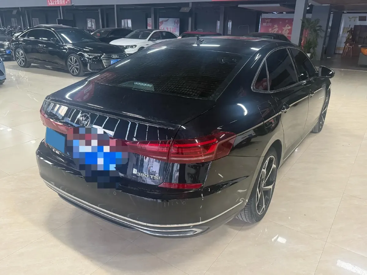 2024 Volkswagen Passat 2.0T 220HP L4 7DCT,autocango,china used car exporter,china ev exporter,chinese used car exporter,chinese used ev exporter