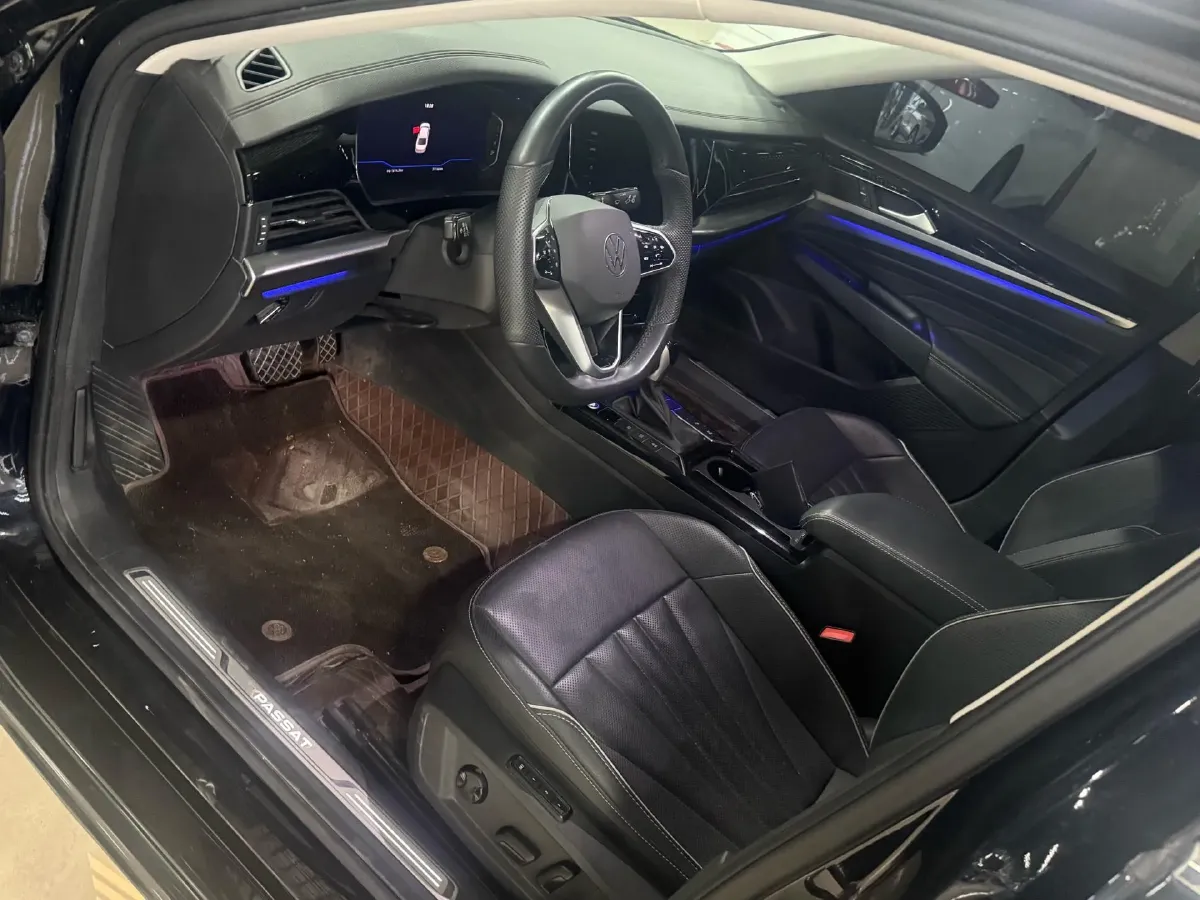 2024 Volkswagen Passat 2.0T 220HP L4 7DCT,autocango,china used car exporter,china ev exporter,chinese used car exporter,chinese used ev exporter