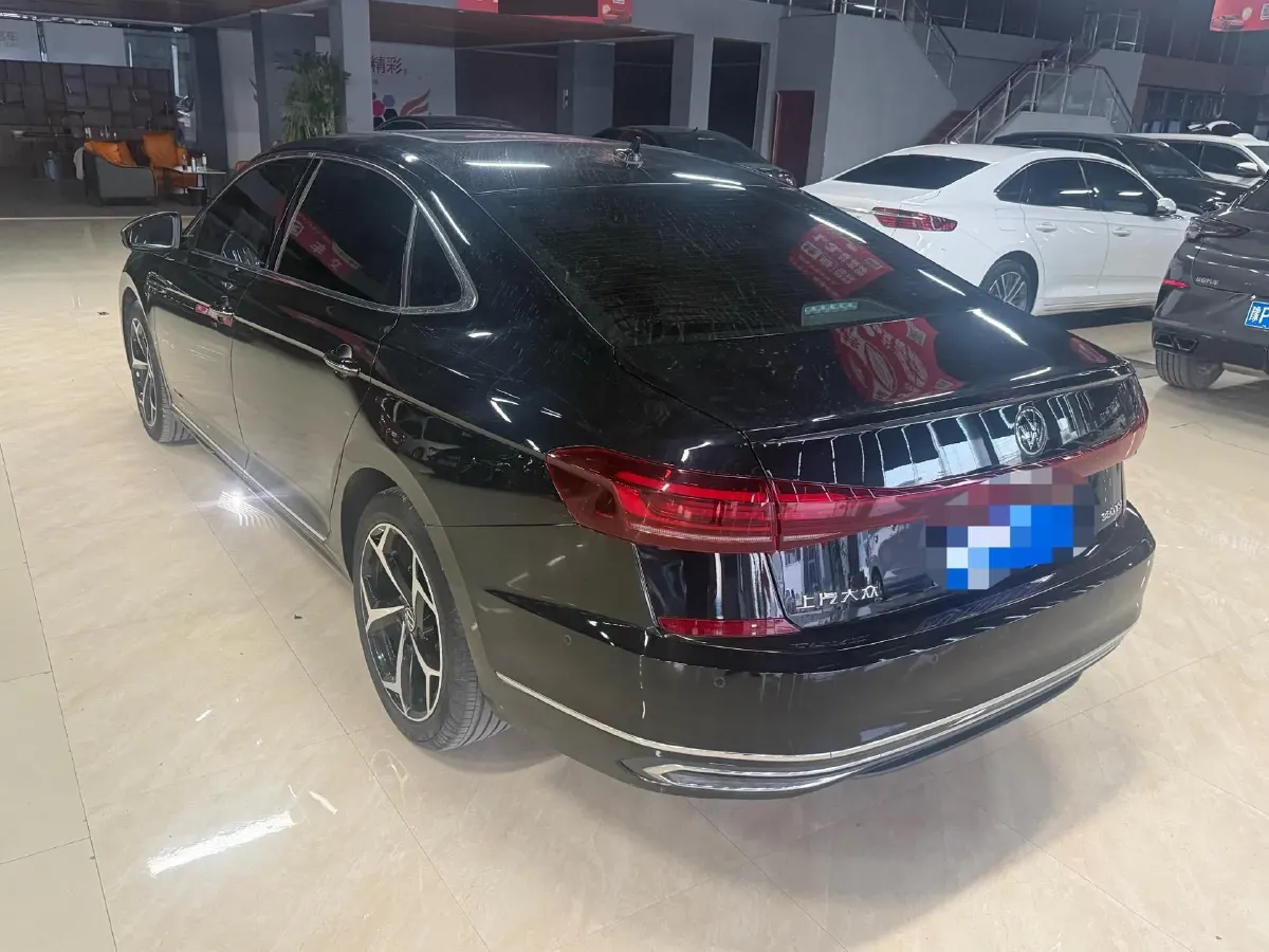 2024 Volkswagen Passat 2.0T 220HP L4 7DCT,autocango,china used car exporter,china ev exporter,chinese used car exporter,chinese used ev exporter
