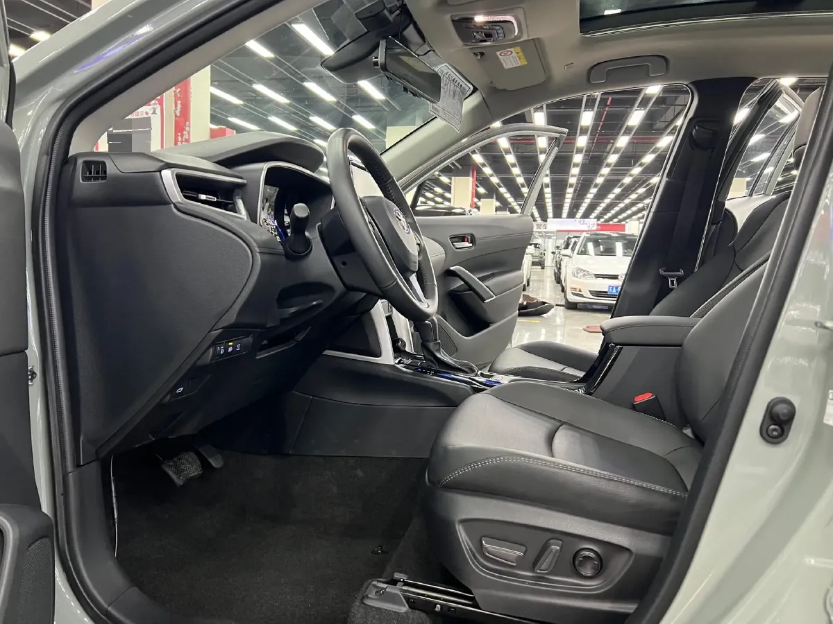 2022 Toyota Corolla Cross 2.0L 171HP L4 CVT,autocango,china used car exporter,china ev exporter,chinese used car exporter,chinese used ev exporter