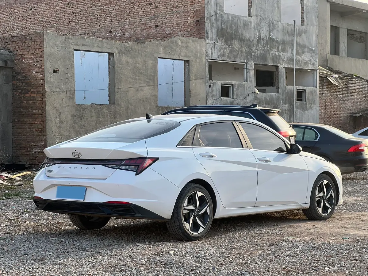 2022 Hyundai Elantra 1.5L 115HP L4 CVT,autocango,china used car exporter,china ev exporter,chinese used car exporter,chinese used ev exporter