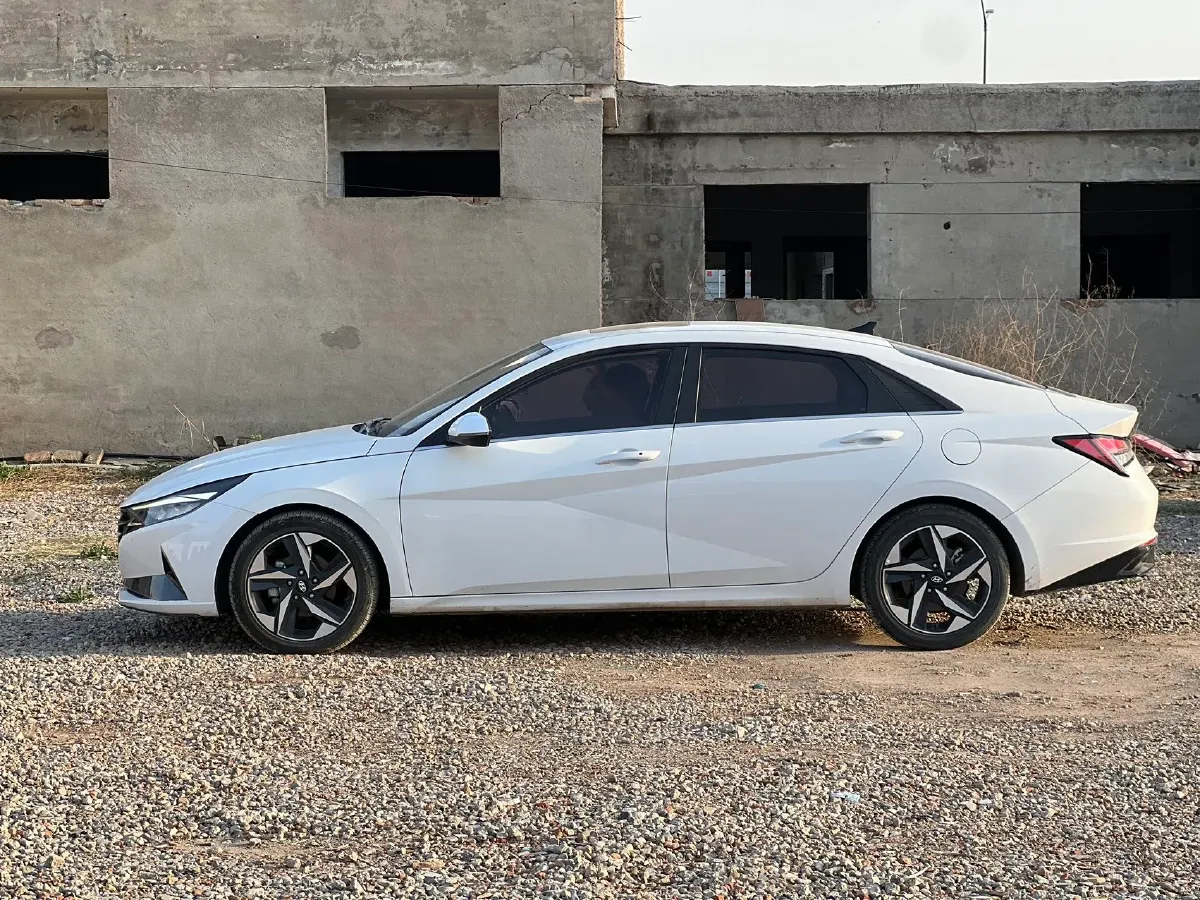 2022 Hyundai Elantra 1.5L 115HP L4 CVT,autocango,china used car exporter,china ev exporter,chinese used car exporter,chinese used ev exporter