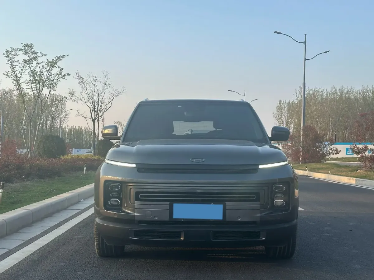 2020 Geely ICON 1.5T 177HP L3 7DCT,autocango,china used car exporter,china ev exporter,chinese used car exporter,chinese used ev exporter