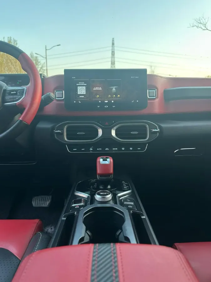 2020 Geely ICON 1.5T 177HP L3 7DCT,autocango,china used car exporter,china ev exporter,chinese used car exporter,chinese used ev exporter