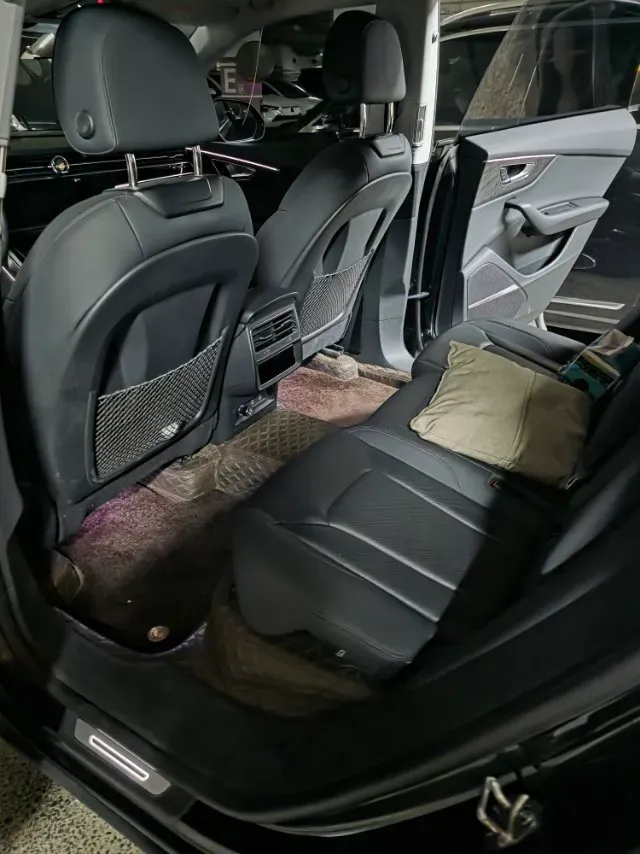 2022 Audi Q8 3.0T 340HP V6 8AT,autocango,china used car exporter,china ev exporter,chinese used car exporter,chinese used ev exporter