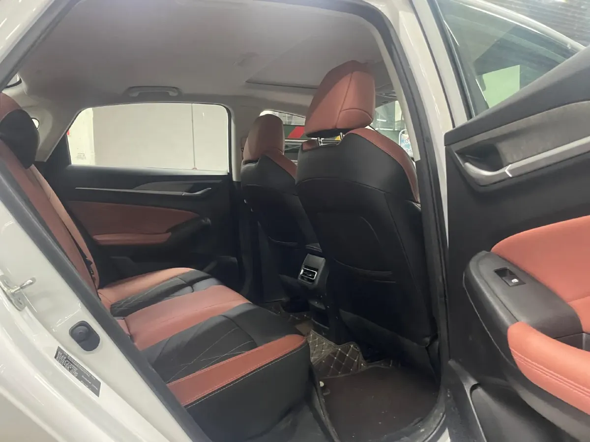 2022 ChangAn Eado 1.4T 160HP L4 7DCT,autocango,china used car exporter,china ev exporter,chinese used car exporter,chinese used ev exporter