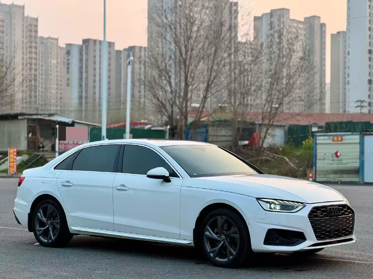 2020 Audi A4L 2.0T 190HP L4 7DCT,autocango,china used car exporter,china ev exporter,chinese used car exporter,chinese used ev exporter