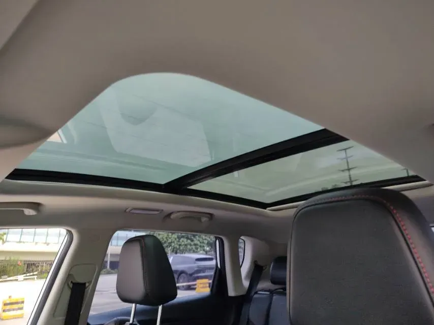 2021 ChangAn CS35 Plus 1.4T 160HP L4 7DCT,autocango,china used car exporter,china ev exporter,chinese used car exporter,chinese used ev exporter