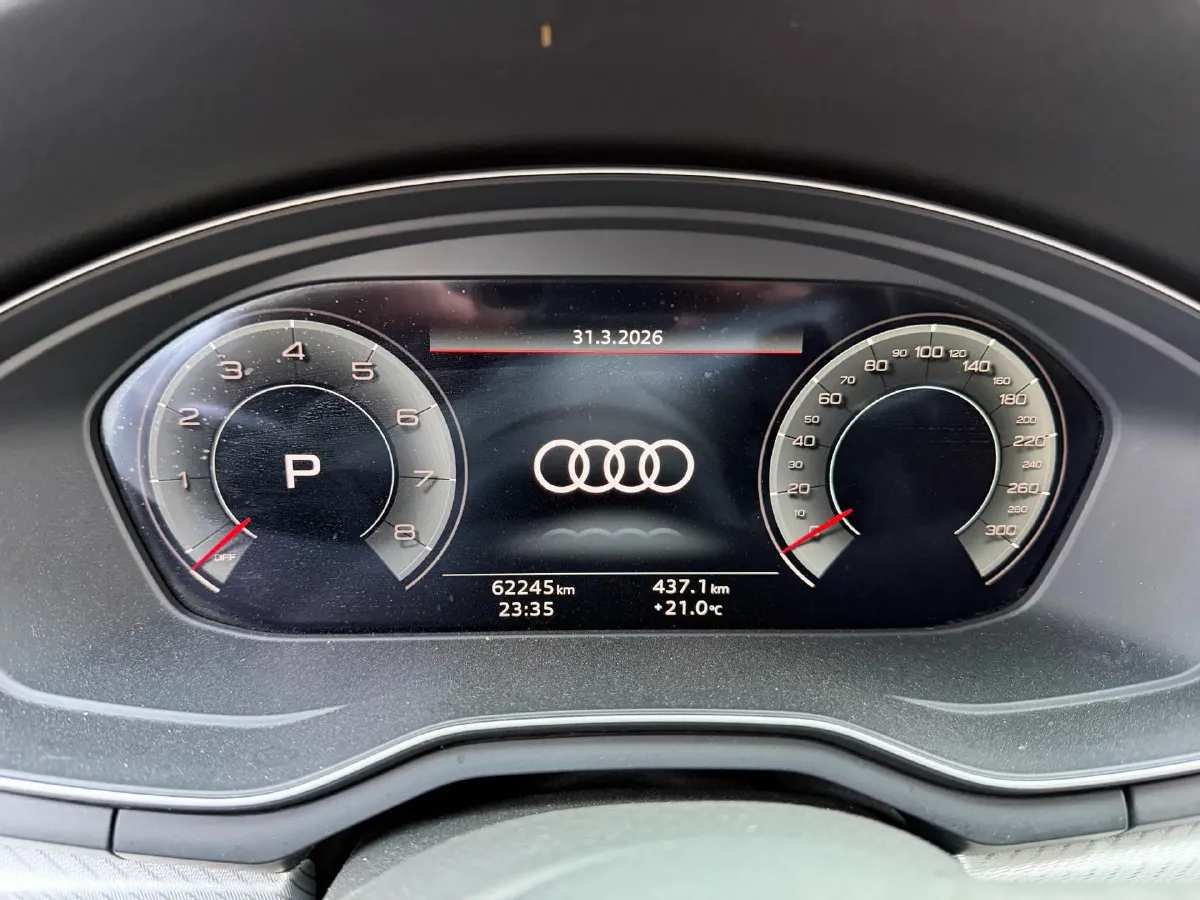 2022 Audi A4L 2.0T 190HP L4 7DCT,autocango,china used car exporter,china ev exporter,chinese used car exporter,chinese used ev exporter