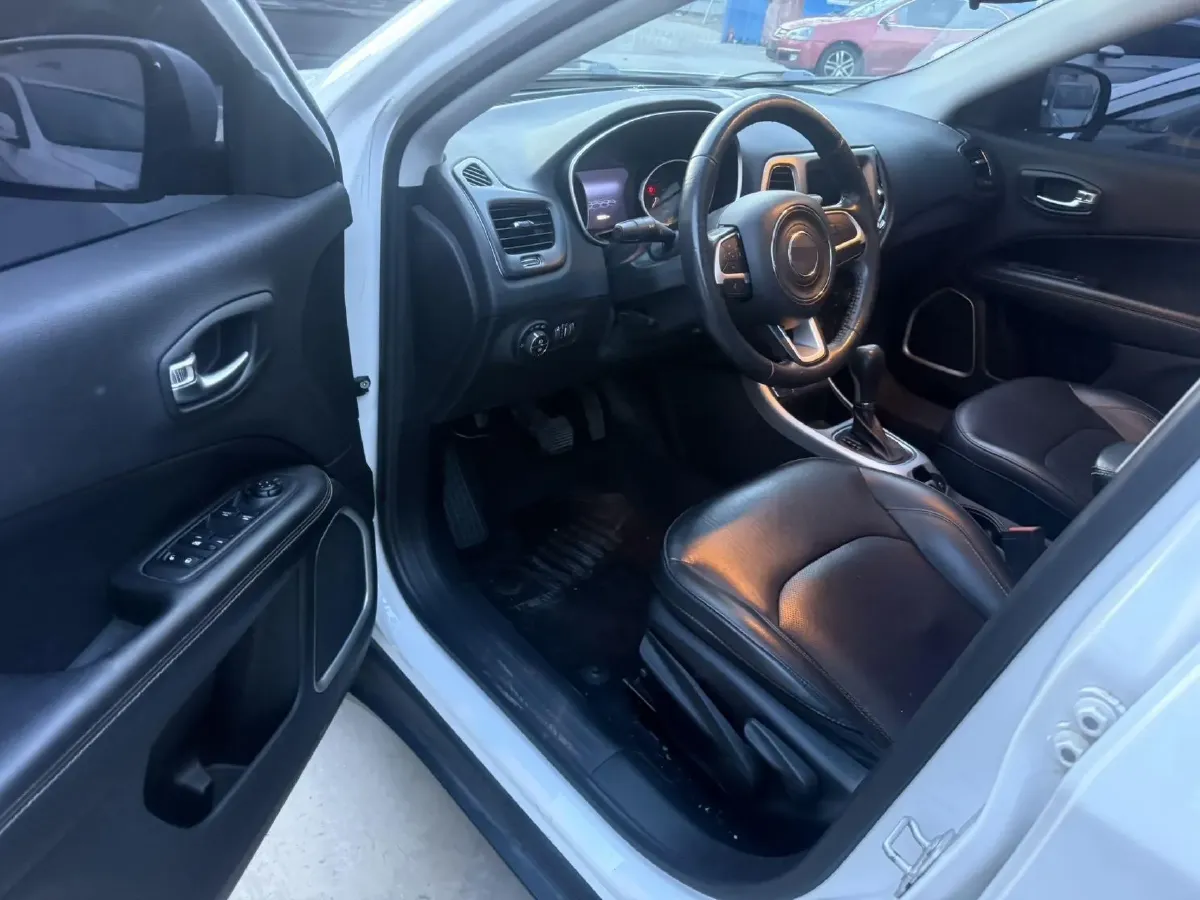 2017 Jeep Compass 1.4T 165HP L4 7DCT,autocango,china used car exporter,china ev exporter,chinese used car exporter,chinese used ev exporter