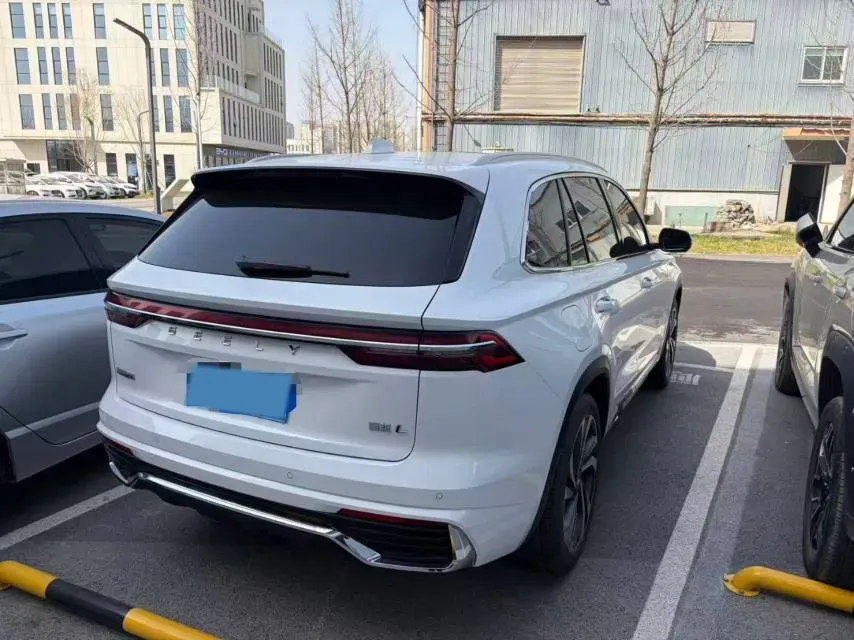 2024 Geely Monjaro 2.0T 238HP L4 8AT,autocango,china used car exporter,china ev exporter,chinese used car exporter,chinese used ev exporter