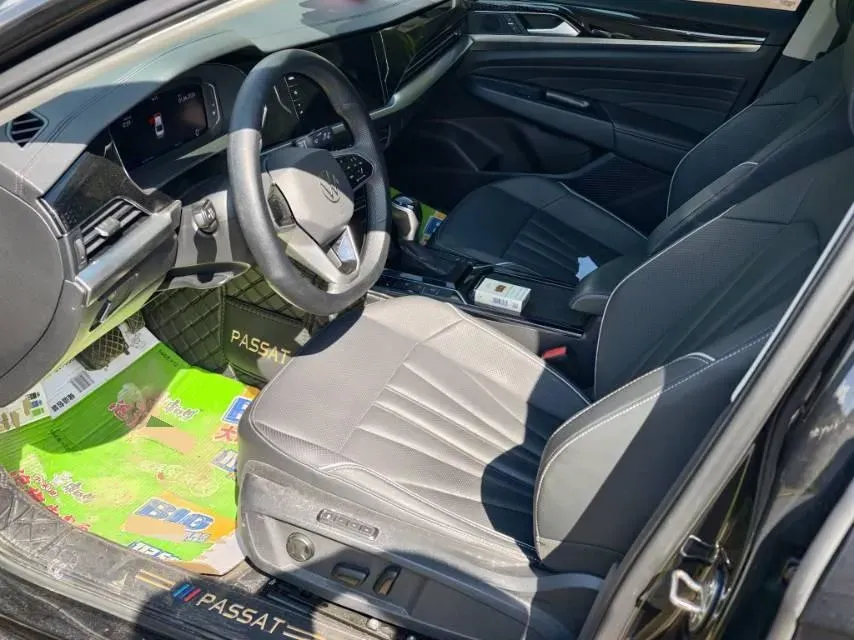 2024 Volkswagen Passat 2.0T 220HP L4 7DCT,autocango,china used car exporter,china ev exporter,chinese used car exporter,chinese used ev exporter