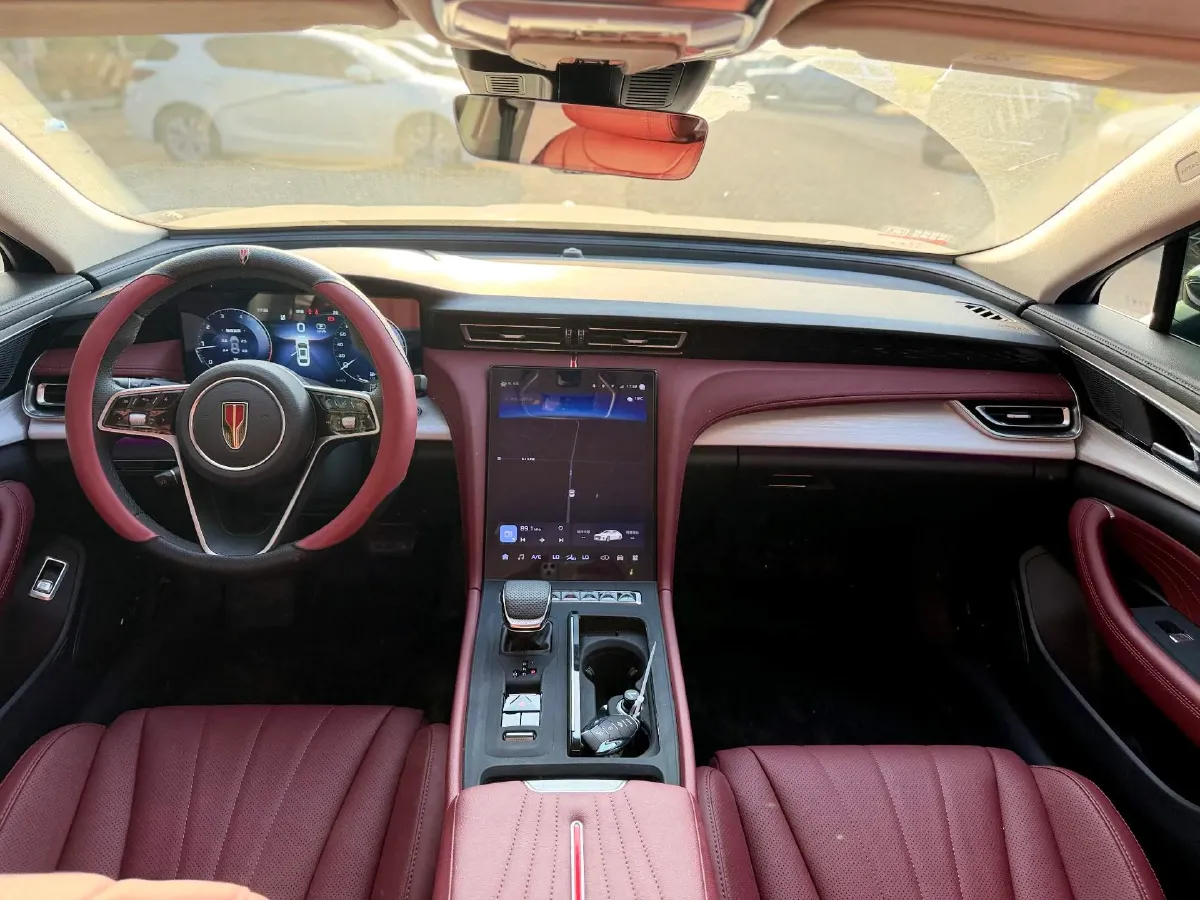 2025 HongQi H5 1.5T 169HP L4 1DHT Hybrid,autocango,china used car exporter,china ev exporter,chinese used car exporter,chinese used ev exporter