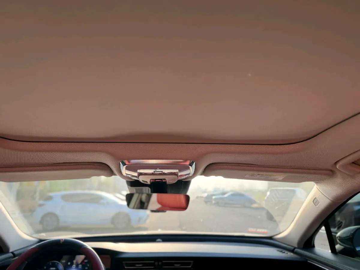 2025 HongQi H5 1.5T 169HP L4 1DHT Hybrid,autocango,china used car exporter,china ev exporter,chinese used car exporter,chinese used ev exporter