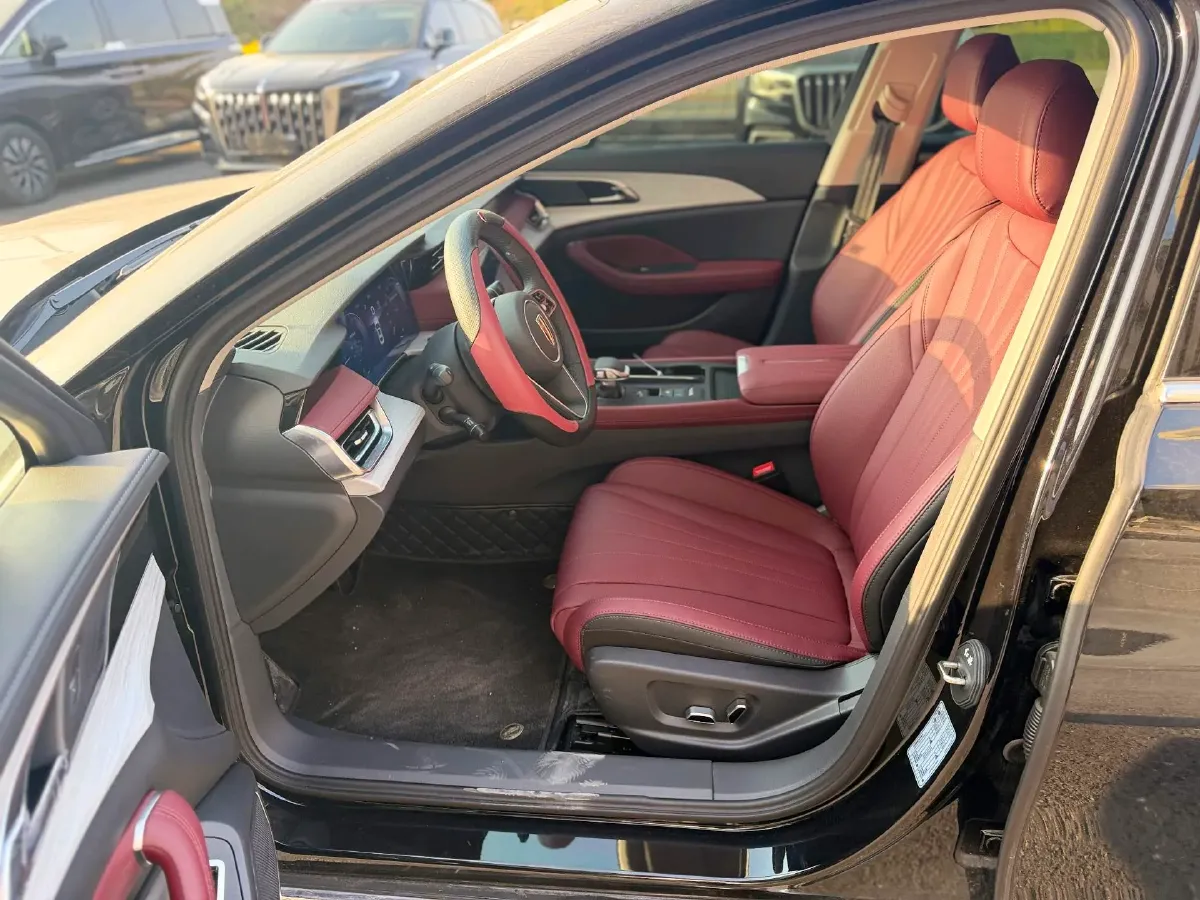 2025 HongQi H5 1.5T 169HP L4 1DHT Hybrid,autocango,china used car exporter,china ev exporter,chinese used car exporter,chinese used ev exporter