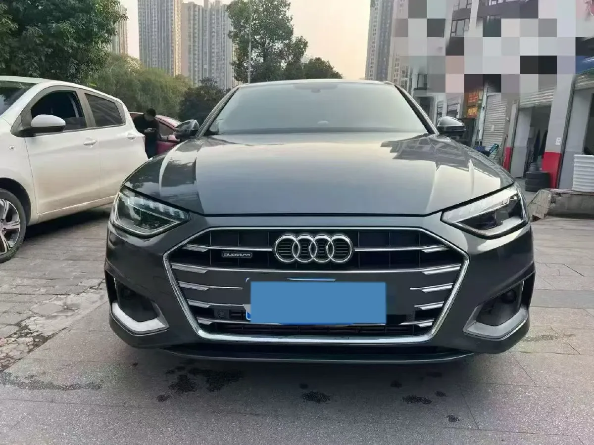 2024 Audi A4L 2.0T 190HP L4 7DCT,autocango,china used car exporter,china ev exporter,chinese used car exporter,chinese used ev exporter