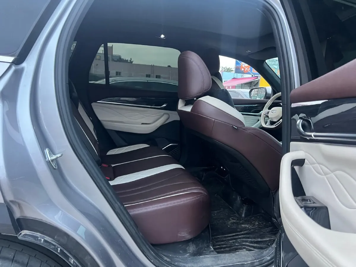 2021 Geely Monjaro 2.0T 218HP L4 7DCT,autocango,china used car exporter,china ev exporter,chinese used car exporter,chinese used ev exporter