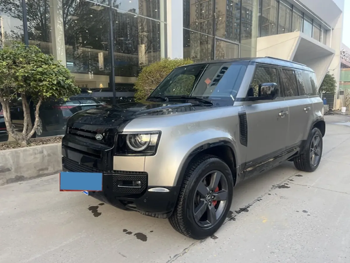 2025 Land Rover Defender 3.0T 400HP L6 8AT,autocango,china used car exporter,china ev exporter,chinese used car exporter,chinese used ev exporter