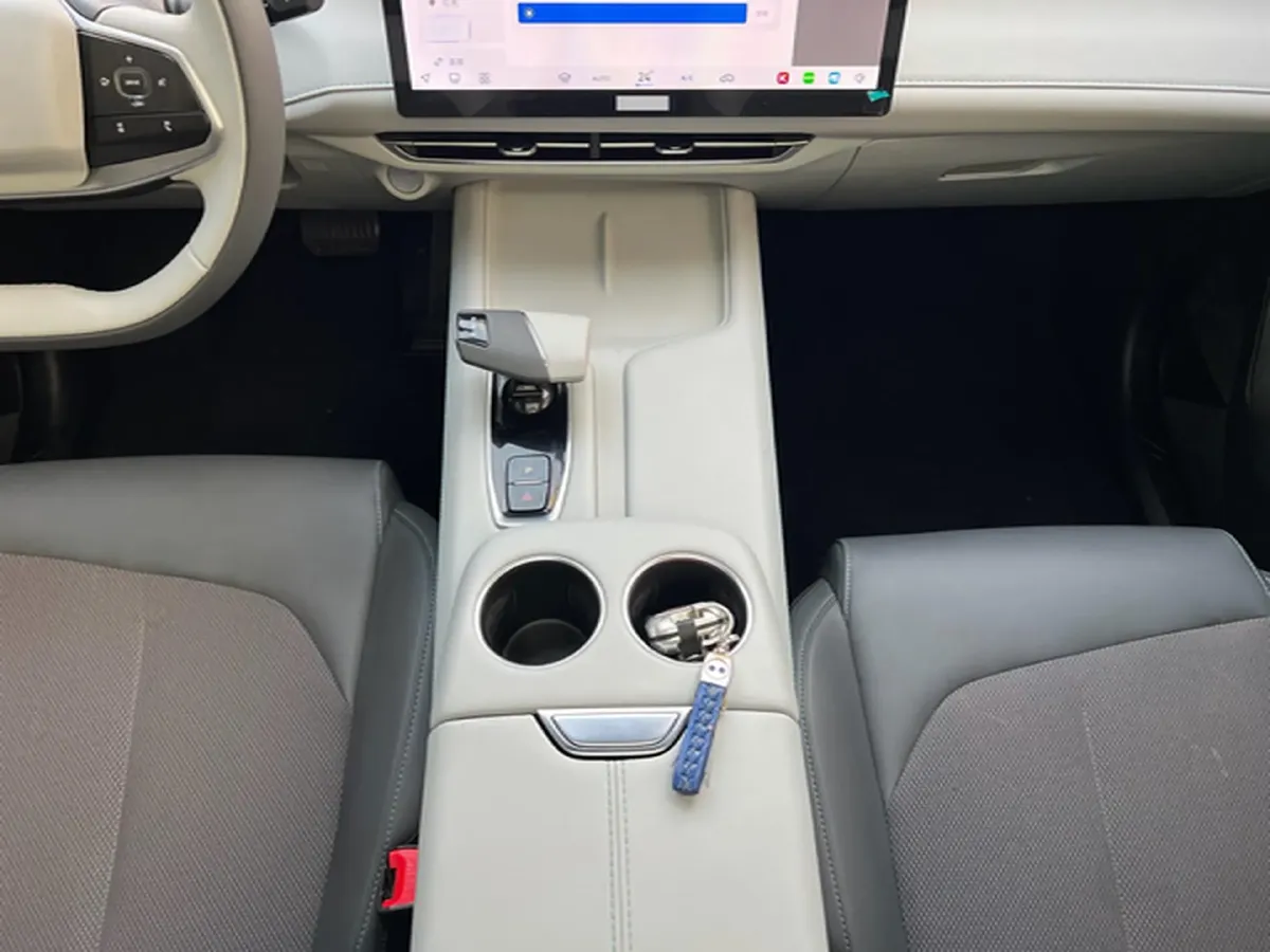 2025 ChangAn UNI-Z 1.5T 188HP L4 7DCT,autocango,china used car exporter,china ev exporter,chinese used car exporter,chinese used ev exporter