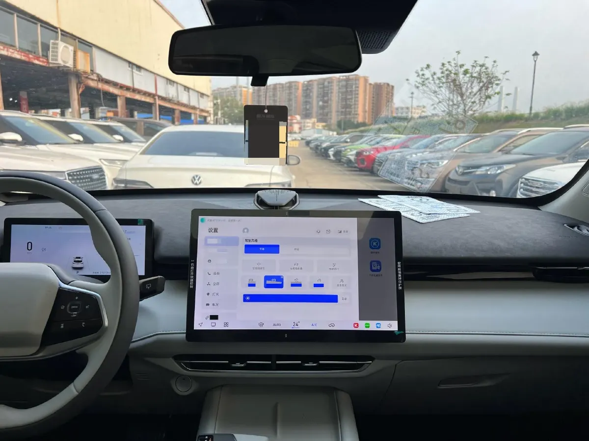 2025 ChangAn UNI-Z 1.5T 188HP L4 7DCT,autocango,china used car exporter,china ev exporter,chinese used car exporter,chinese used ev exporter