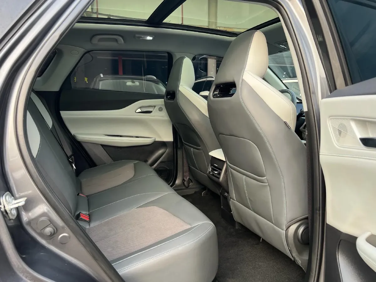 2025 ChangAn UNI-Z 1.5T 188HP L4 7DCT,autocango,china used car exporter,china ev exporter,chinese used car exporter,chinese used ev exporter