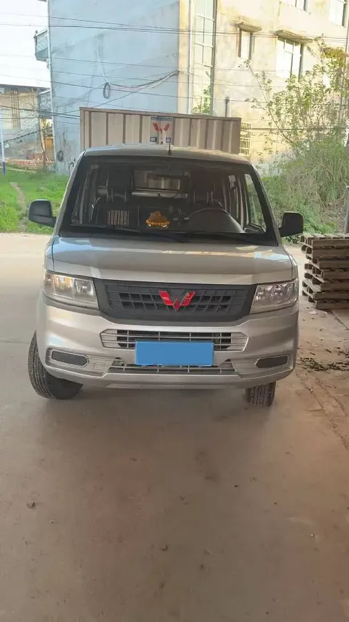 2019 WuLing RongGuang New Truck 1.8L 133HP L4 5MT,autocango,china used car exporter,china ev exporter,chinese used car exporter,chinese used ev exporter